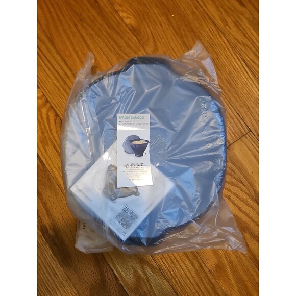 Tupperware WOW Pop Microwave Popcorn Maker New in Package - Picture 3 of 5